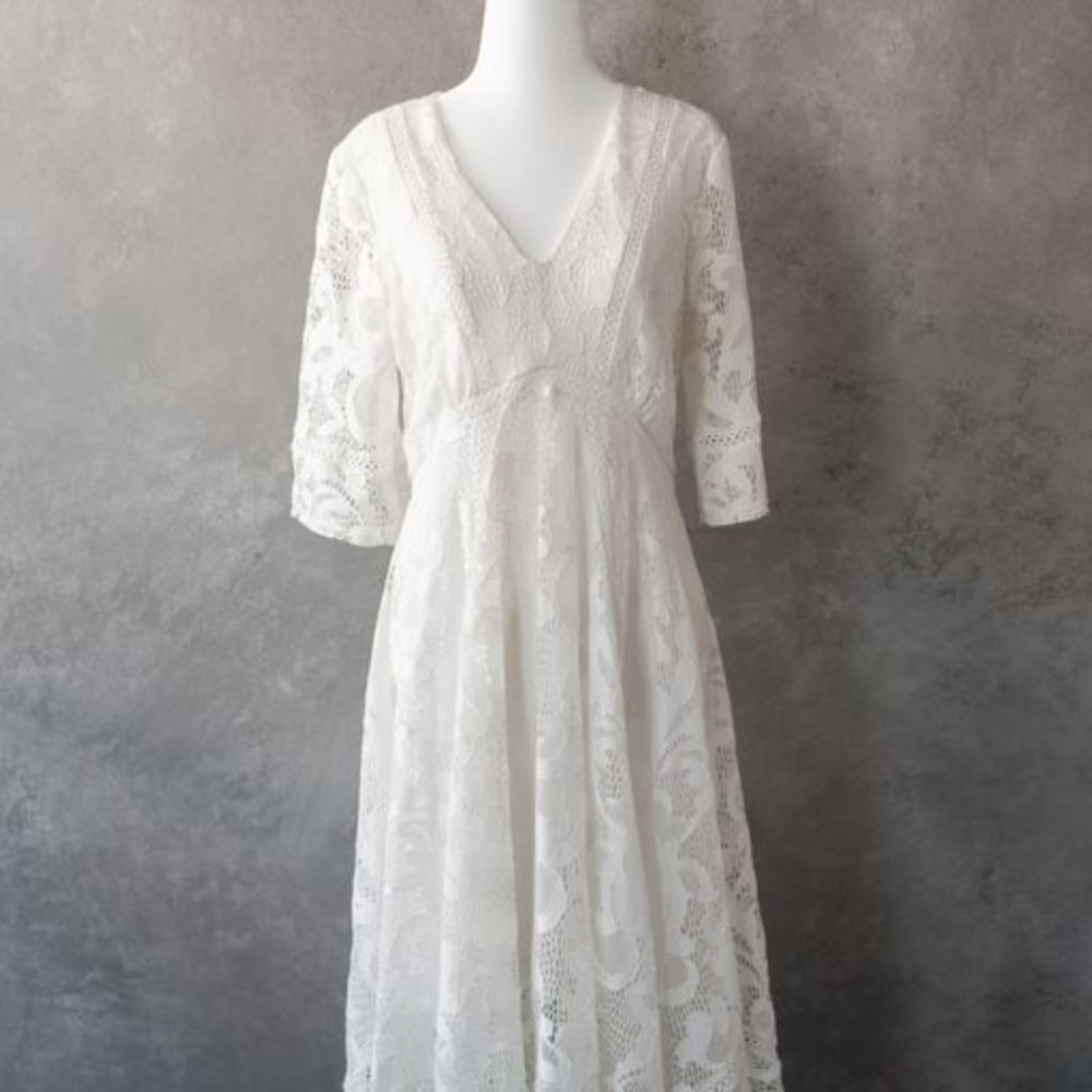 Taylor for A Pea in the Pod maternity dress, size small.